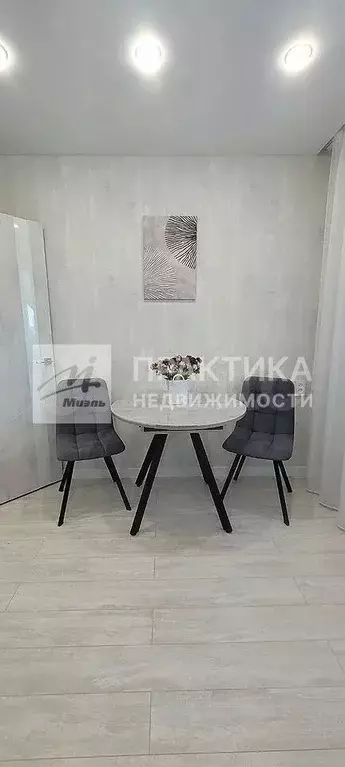 1-к. квартира, 40 м, 10/11 эт. - Фото 0