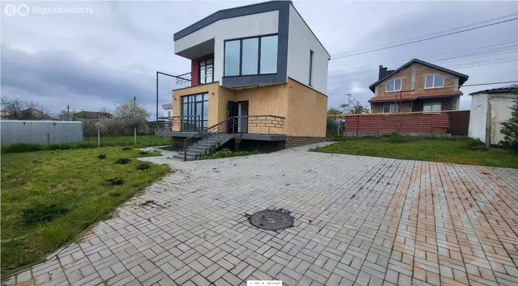 Дом в Украинка, Фруктовая улица (107.3 м) - Фото 1