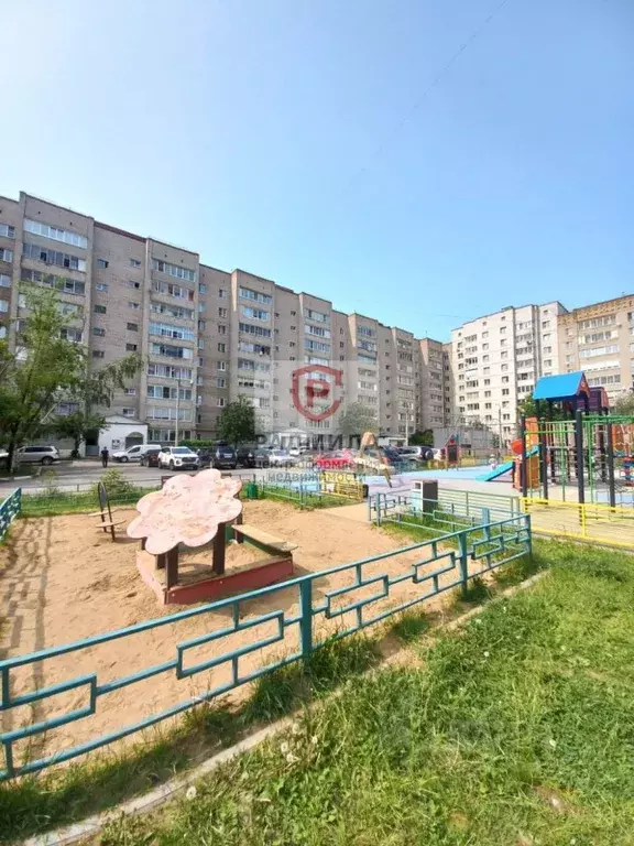 4-к кв. Московская область, Сергиев Посад ул. Осипенко, 2к2 (109.3 м) - Фото 0