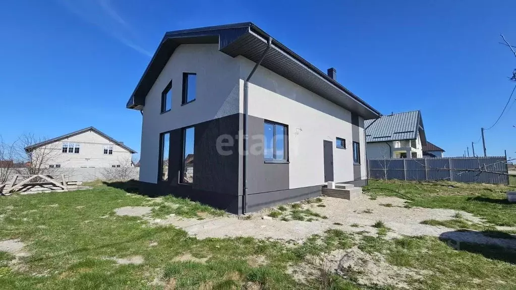 Дом в Калининградская область, Гурьевский муниципальный округ, пос. ... - Фото 1