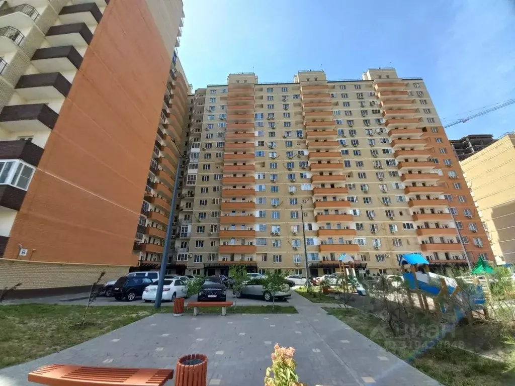 3-к кв. Астраханская область, Астрахань ул. Трофимова, 6 (90.0 м) - Фото 1