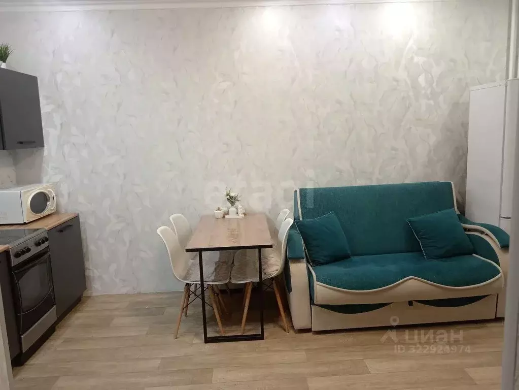 1-к кв. Тюменская область, Тюмень ул. Фармана Салманова, 6 (38.0 м) - Фото 2