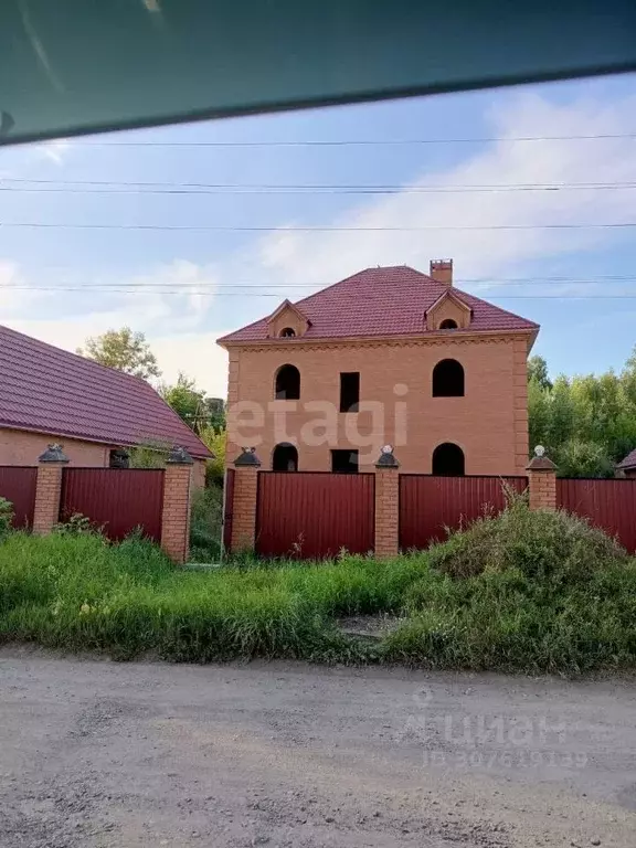 Дом в Алтайский край, Бийск ул. 2-я Техучилище, 10 (308 м) - Фото 1