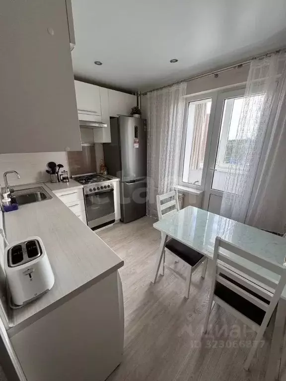 2-к кв. Удмуртия, Ижевск Удмуртская ул., 261 (43.3 м) - Фото 1