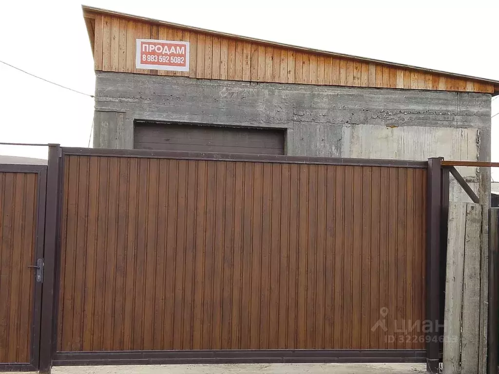 Дом в Тыва, Кызыл Республиканская ул. (50 м) - Фото 1