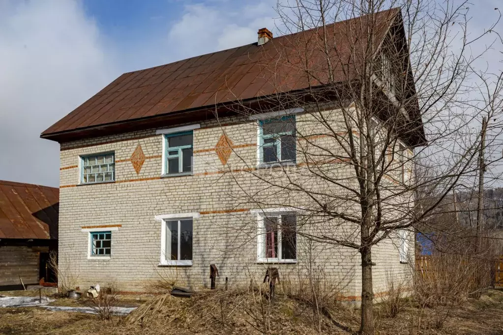 Дом в Кемеровская область, Мысковский городской округ, пос. Чувашка ... - Фото 1