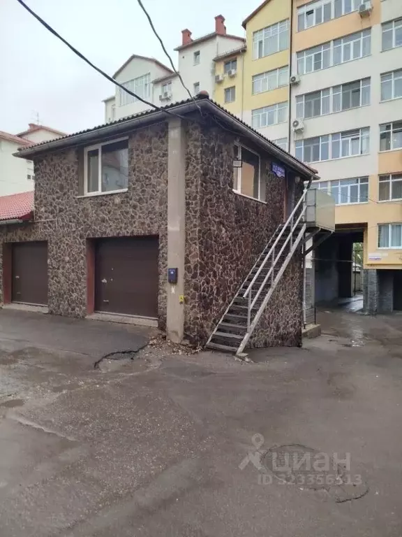 Офис в Саратовская область, Саратов ул. 3-я Дегтярная, 22В (35 м) - Фото 1