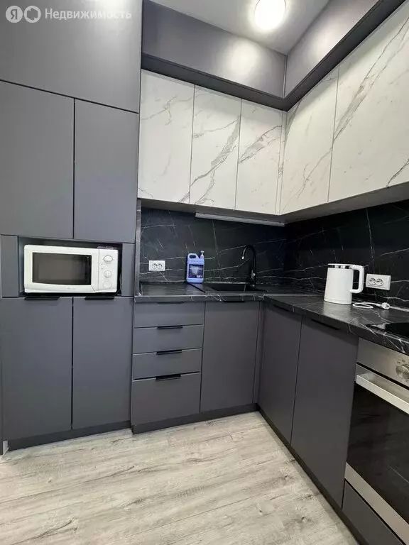 2-комнатная квартира: Уссурийск, улица Плеханова, 75 (51.5 м) - Фото 1