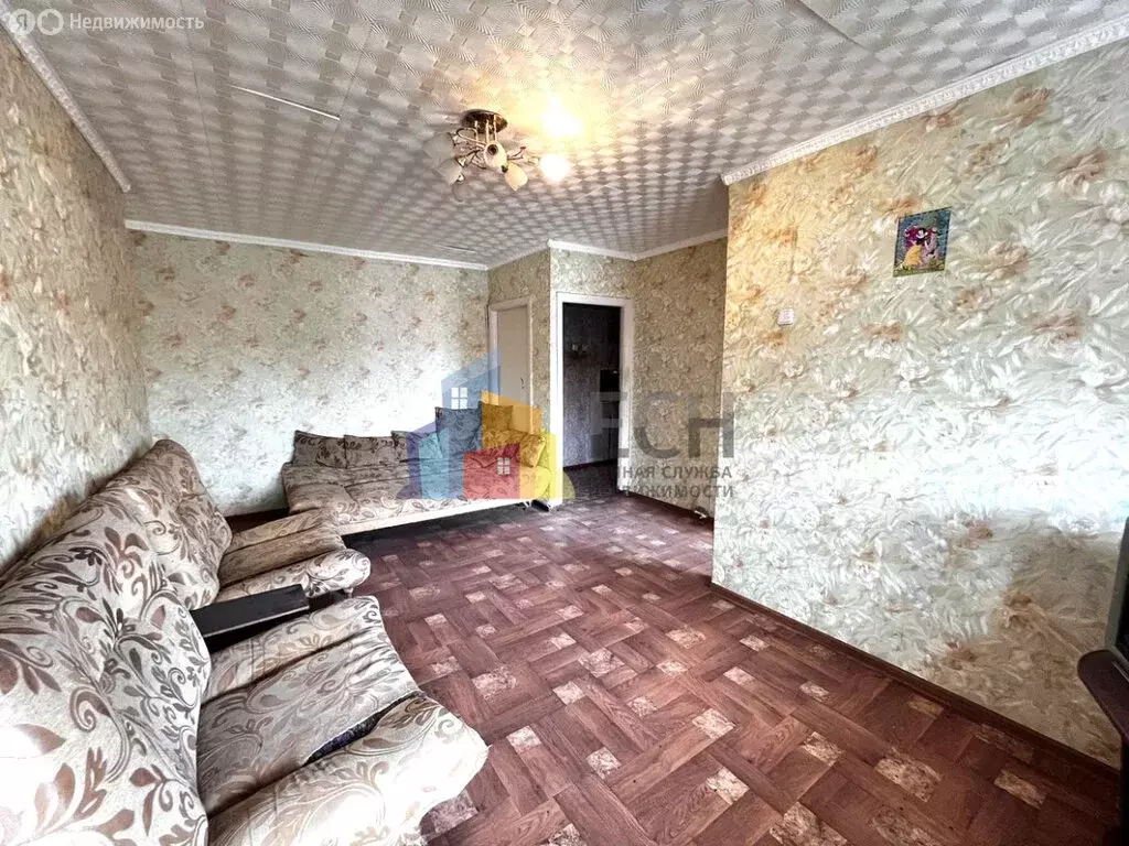 3-комнатная квартира: посёлок Угольный, Шоссейная улица, 2 (58 м) - Фото 1