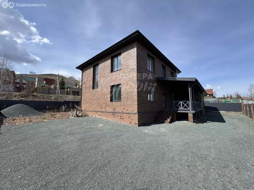 Дом в деревня Якты-Куль, улица Минигали Шаймуратова, 4/1 (228 м) - Фото 1