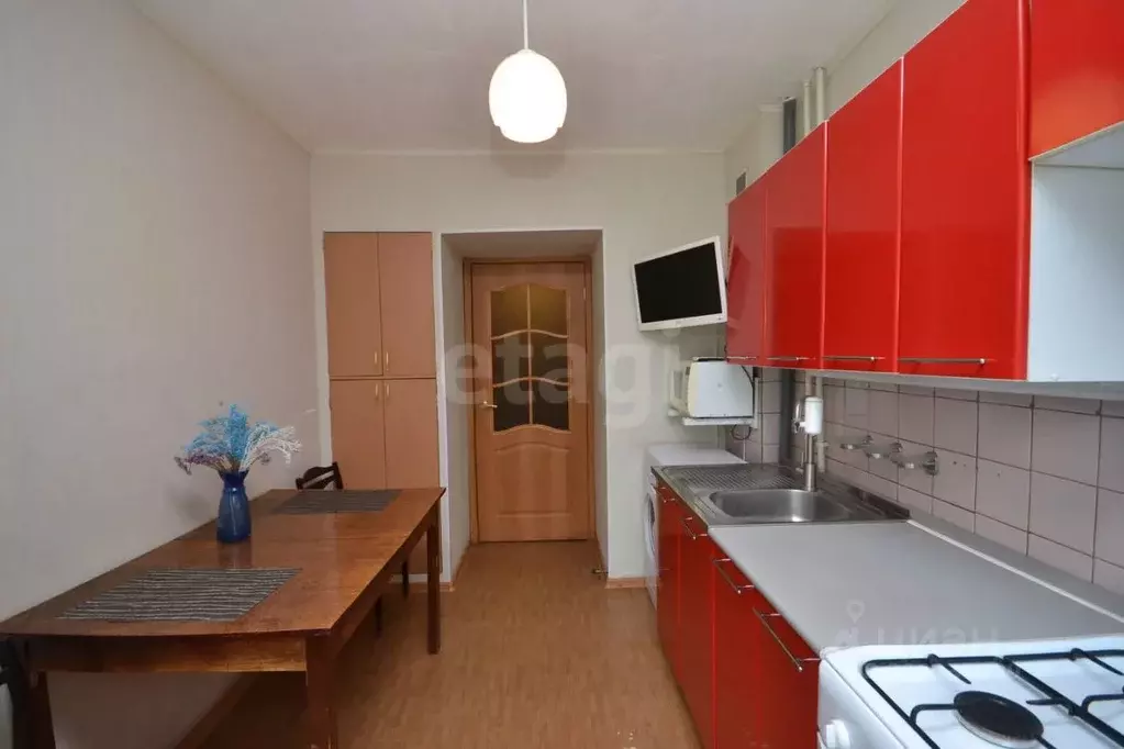 4-к кв. Саха (Якутия), Якутск ул. Бестужева-Марлинского, 7/5 (70.5 м) - Фото 0