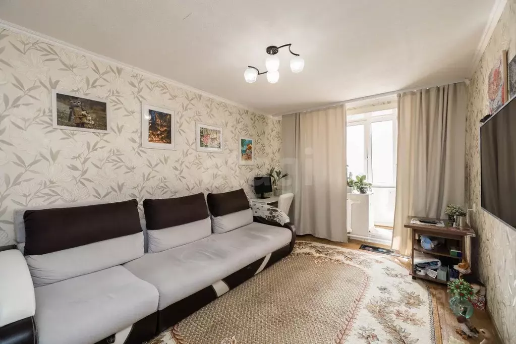 2-к кв. Тюменская область, Тюмень ул. Газовиков, 22 (46.0 м) - Фото 2