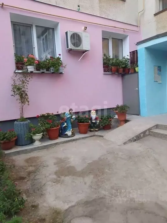 3-к кв. Крым, Армянск Имени Генерала Корявко мкр, 19 (67.4 м) - Фото 0