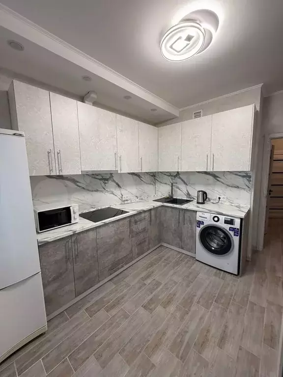 1-к. квартира, 50 м, 8/18 эт. - Фото 0