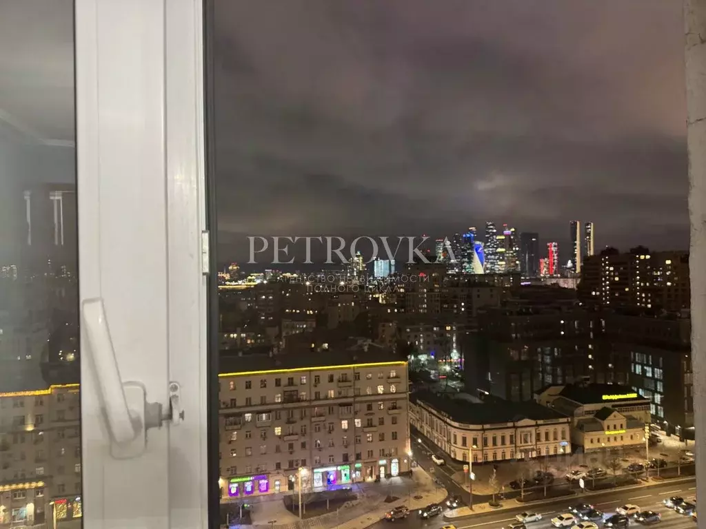 4-к кв. Москва Смоленский бул., 6-8 (90.0 м) - Фото 1