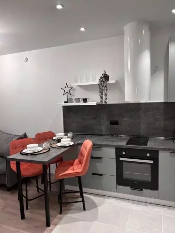 2-к кв. Московская область, Люберцы ул. Летчика Ларюшина, 4/1 (38.0 м) - Фото 2