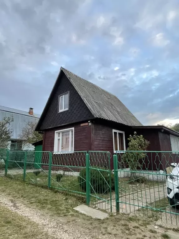 Дом в Калужская область, Жуковский муниципальный округ, Совхоз Чаусово ... - Фото 0