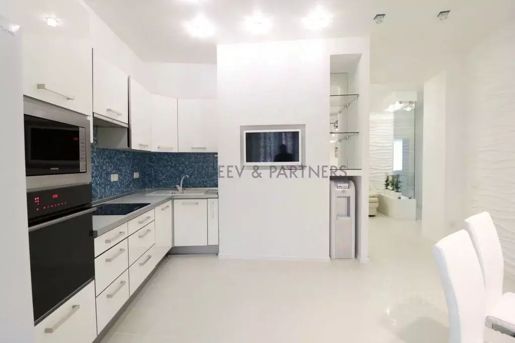 3-к кв. Татарстан, Казань ул. Сибгата Хакима, 17 (90.0 м) - Фото 1