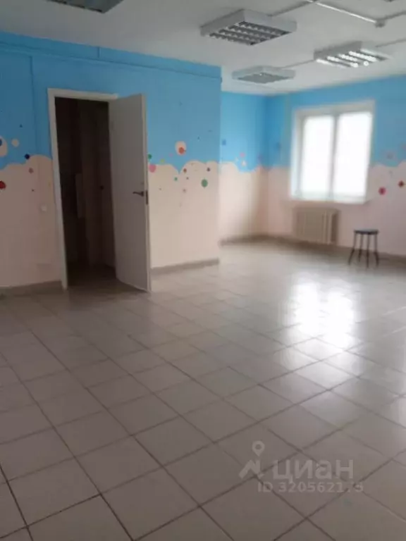 Помещение свободного назначения в Тульская область, Тула ул. Пузакова, ... - Фото 1