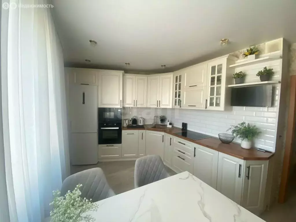 2-комнатная квартира: Челябинск, Якутская улица, 13 (56 м) - Фото 1