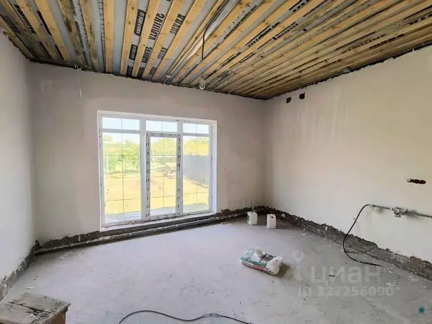 Дом в Ростовская область, Неклиновский район, с. Новобессергеневка ... - Фото 1