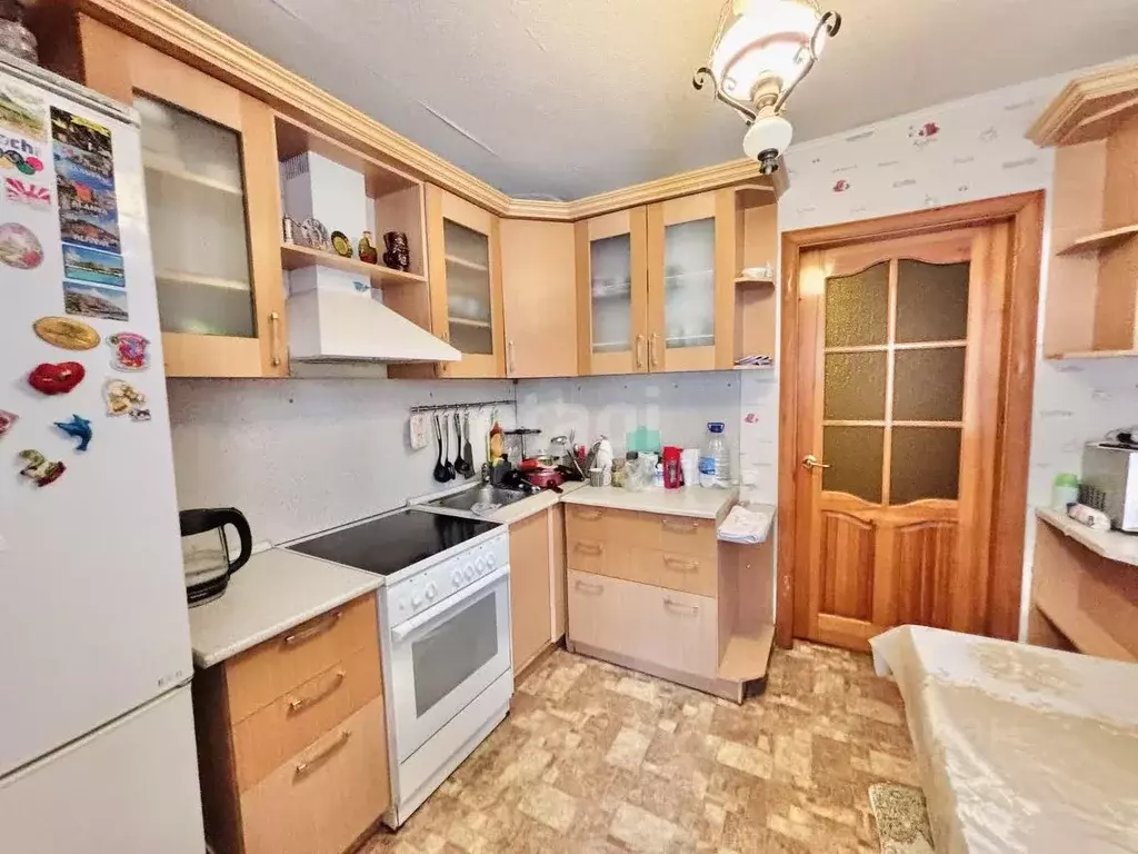 2-к кв. Белгородская область, Старый Оскол Дубрава мкр, 1 кв-л, 15 ... - Фото 0