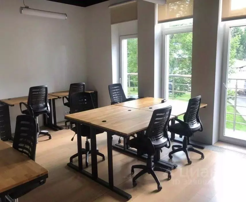 Офис в Москва ул. Земляной Вал, 8 (140 м) - Фото 2