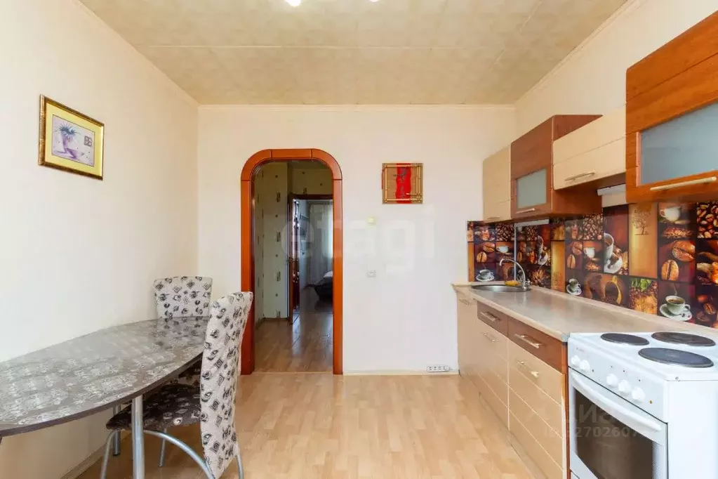 3-к кв. Тюменская область, Тюмень ул. Домостроителей, 18 (68.0 м) - Фото 1