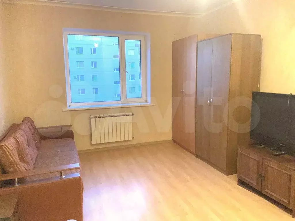 1-к. квартира, 43 м, 7/10 эт. - Фото 1