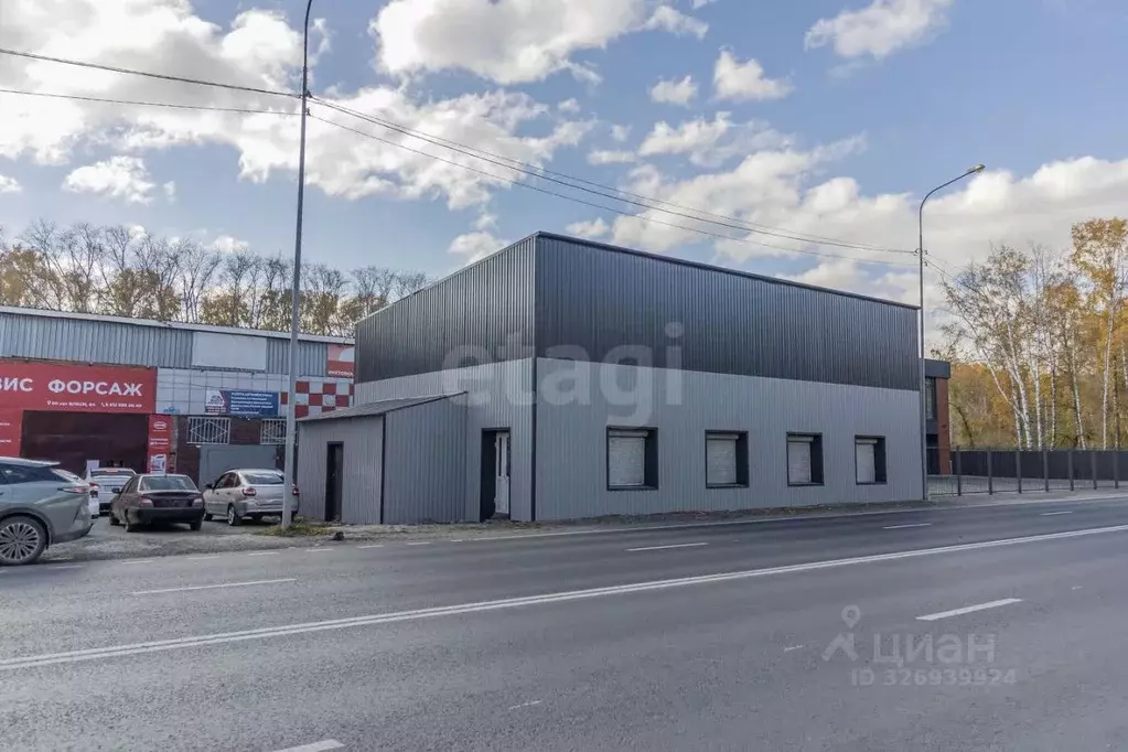 Помещение свободного назначения в Тюменская область, Тюмень ул. 50 лет ... - Фото 1