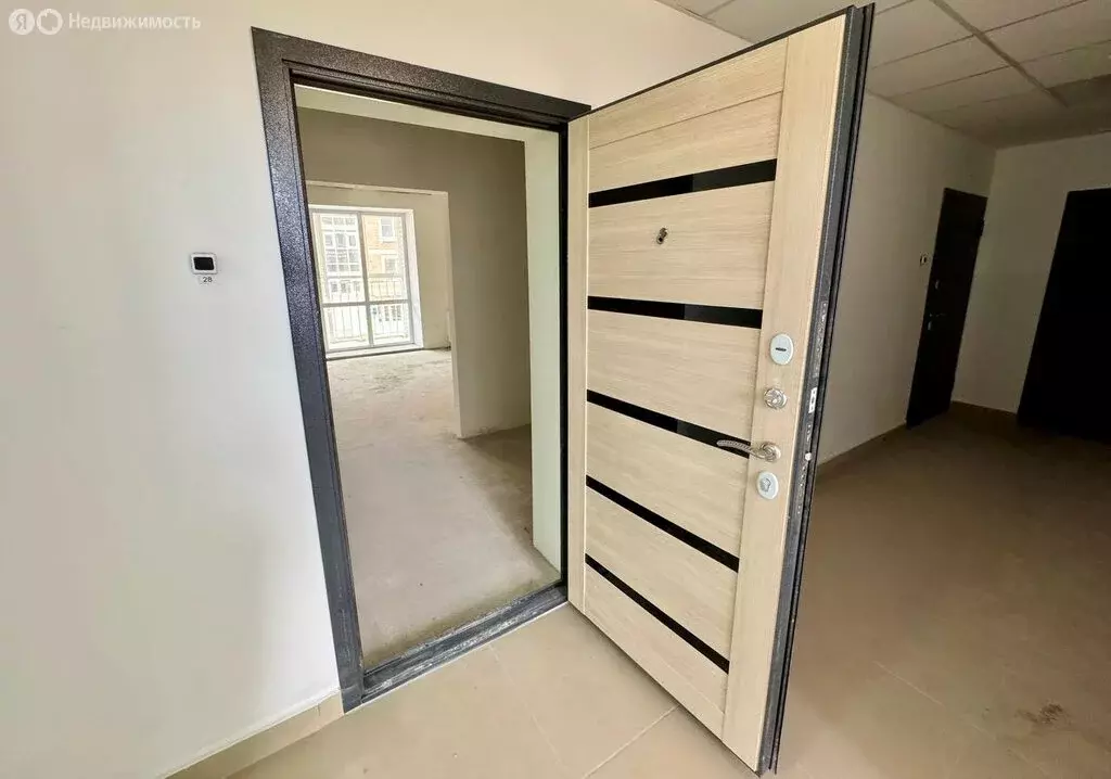 Квартира-студия: Абакан, Серебристая улица, 36 (36.3 м) - Фото 1