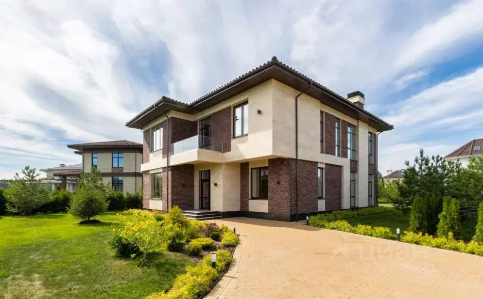 Коттедж в Краснодарский край, Сочи Миндальная ул., 20/5 (350 м) - Фото 1