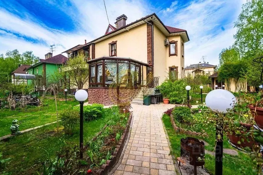 Дом в Московская область, Долгопрудный Спортивная ул., 7а (510 м) - Фото 1