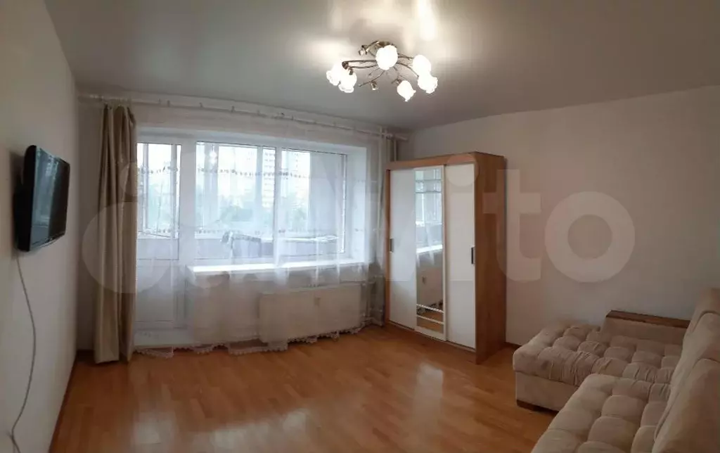 1-к. квартира, 35 м, 1/10 эт. - Фото 0