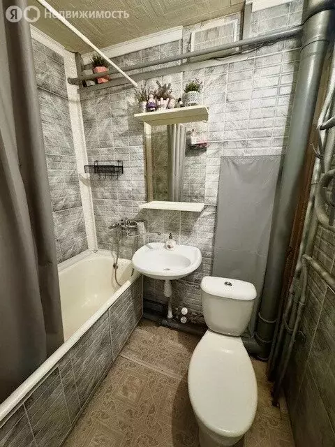 1-комнатная квартира: Омск, улица Ватутина, 6 (30.4 м) - Фото 1