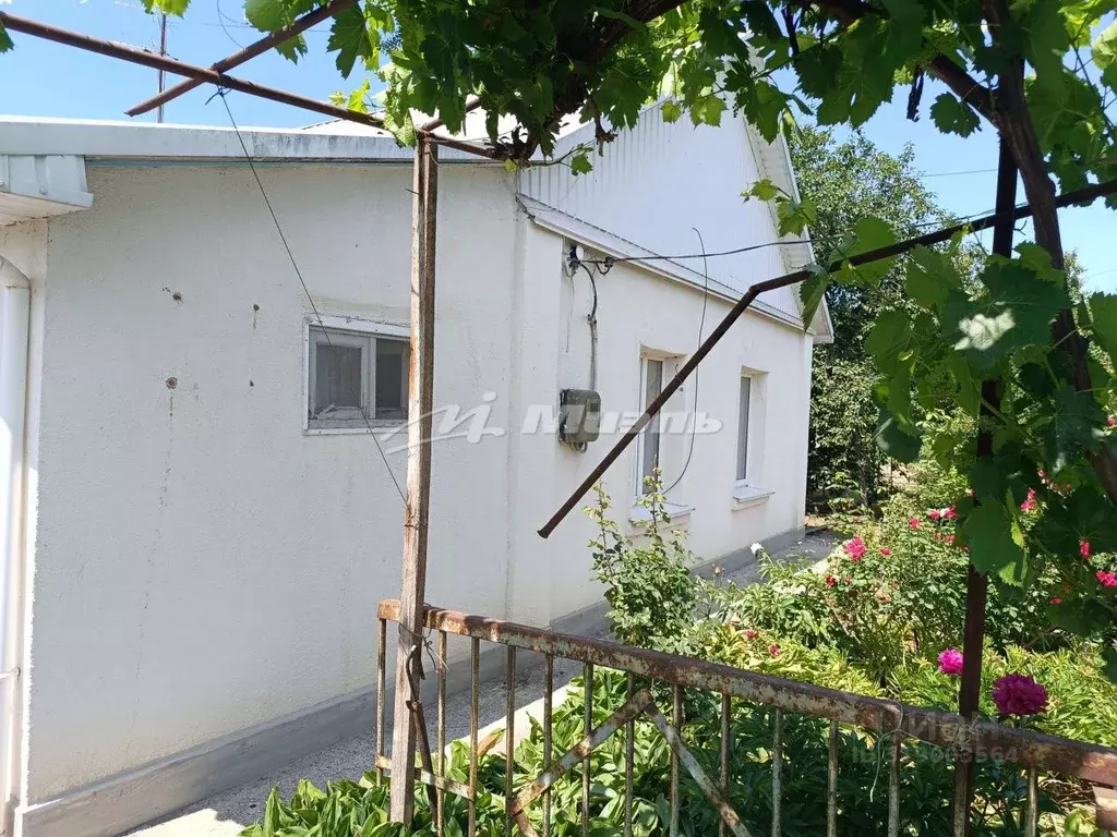 Дом в Крым, Симферопольский район, с. Урожайное ул. Веселая, 52 (45 м) - Фото 1