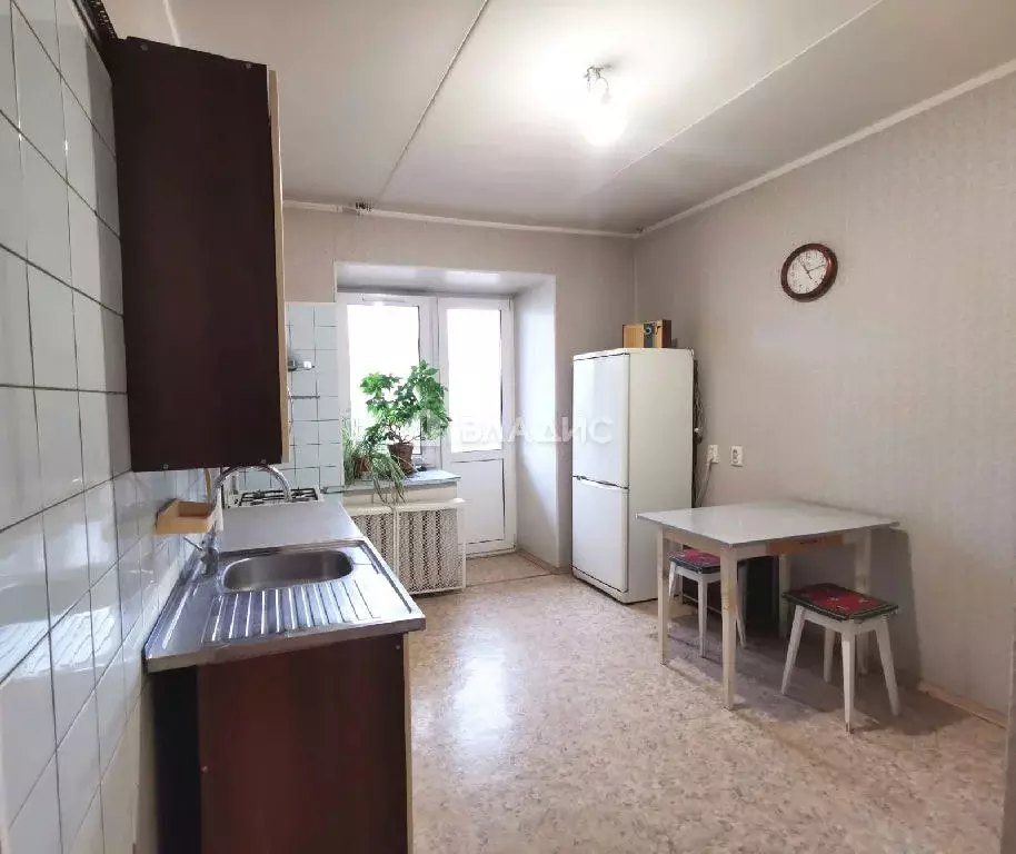 Продается 4-комнатная квартира - Фото 2