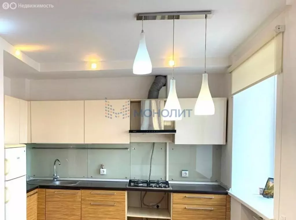3-комнатная квартира: Чебоксары, улица Ахазова, 5 (62.3 м) - Фото 0