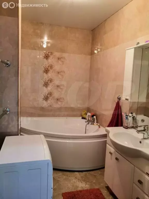 3-комнатная квартира: Тюмень, улица Бориса Житкова, 6 (80.4 м) - Фото 1