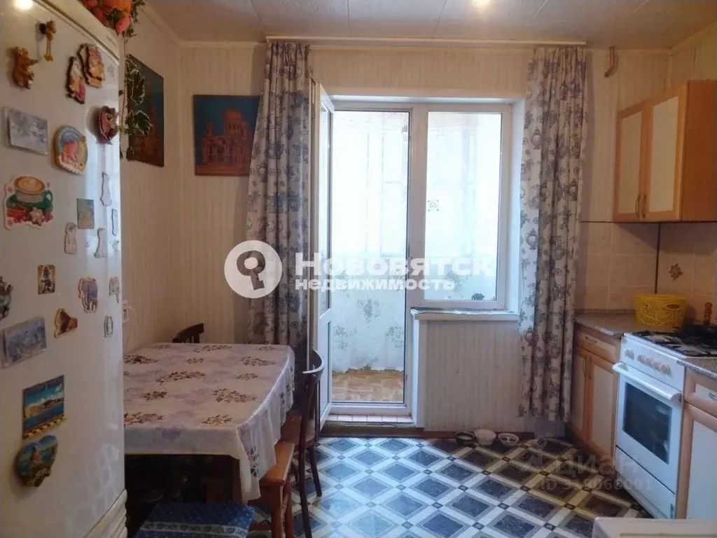 2-к кв. Кировская область, Киров Радужный мкр, ул. Индустриальная, 6А ... - Фото 0