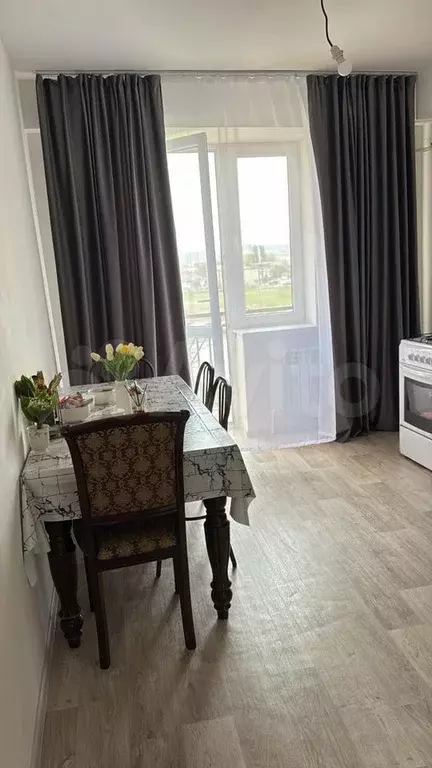 2-к. квартира, 55 м, 3/10 эт. - Фото 0