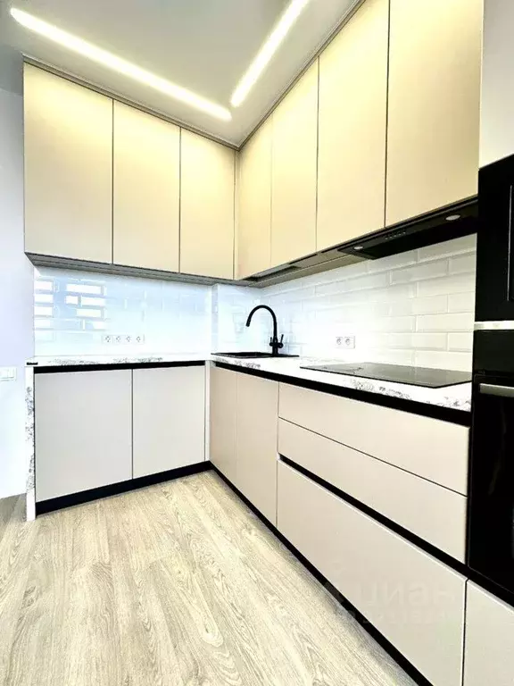 3-к кв. Архангельская область, Архангельск ул. Володарского, 81 (73.6 ... - Фото 1