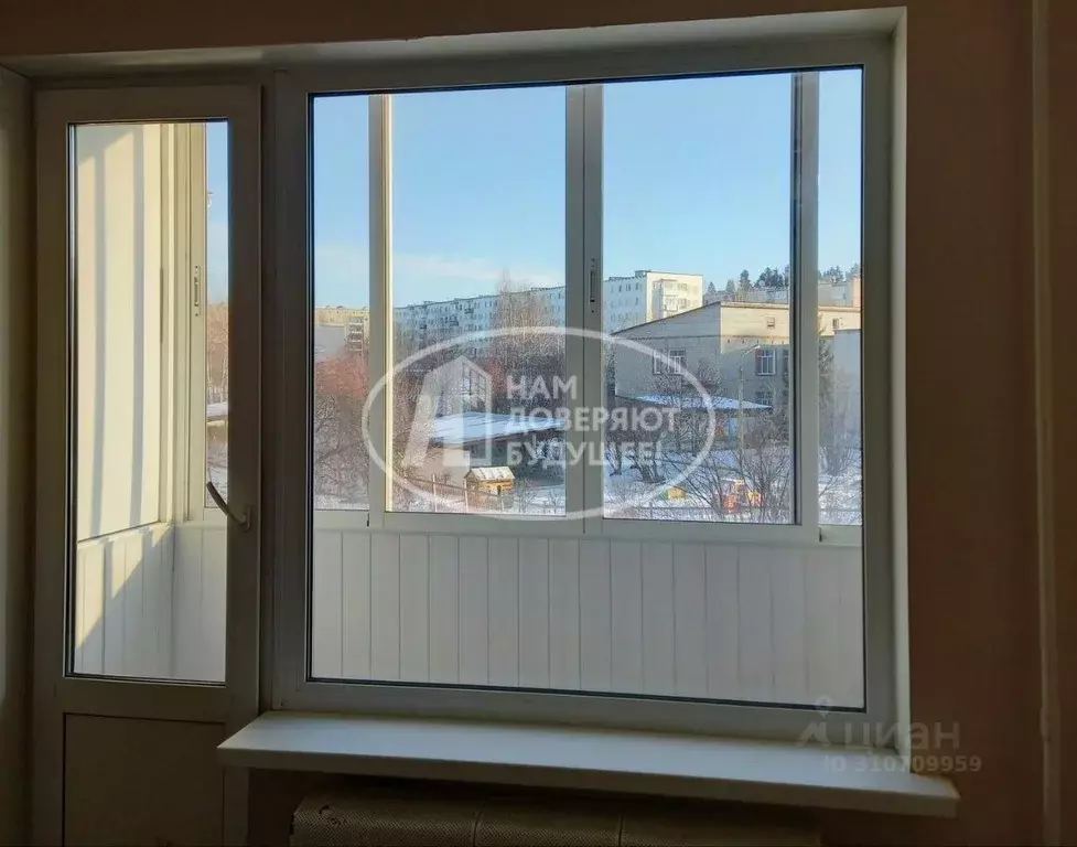 2-к кв. Пермский край, Чусовой Коммунистическая ул., 6/4 (37.6 м) - Фото 1