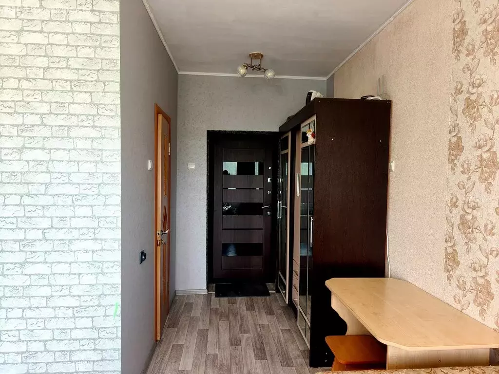 1-комнатная квартира: Находка, улица Надежды, 19 (18 м) - Фото 1