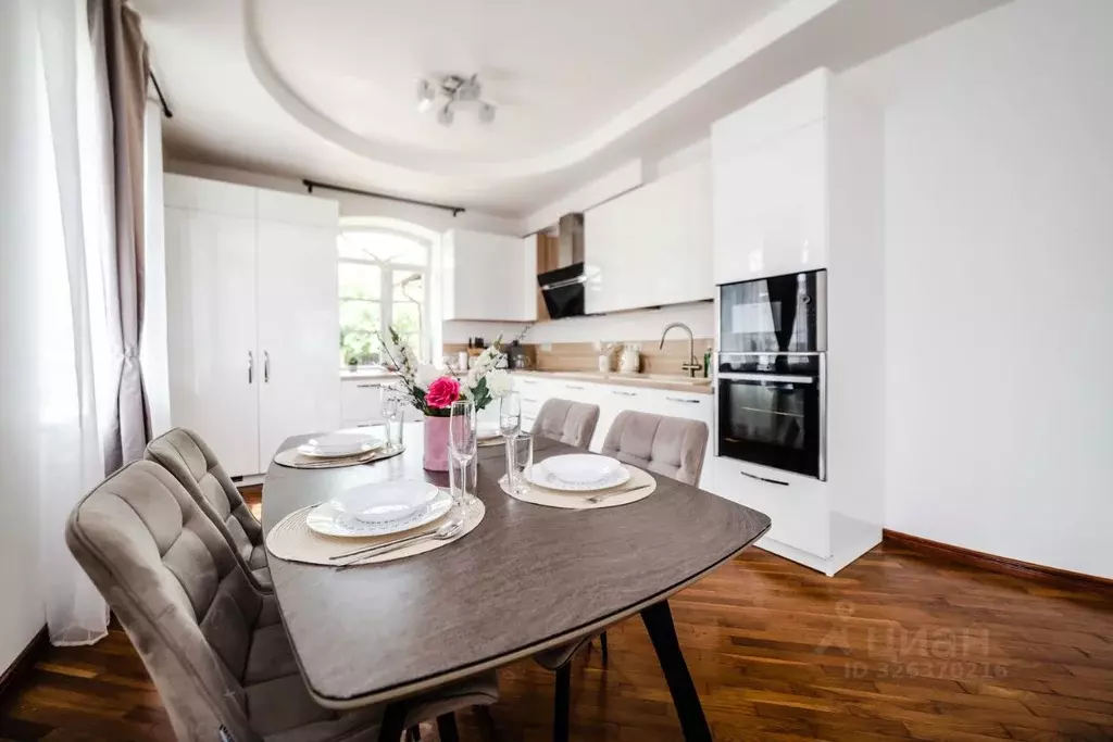 Коттедж в Московская область, Одинцовский городской округ, с. Усово, ... - Фото 1