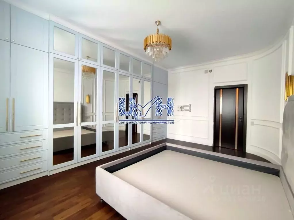 2-к кв. Курская область, Курск ул. Уфимцева, 11 (125.5 м) - Фото 0