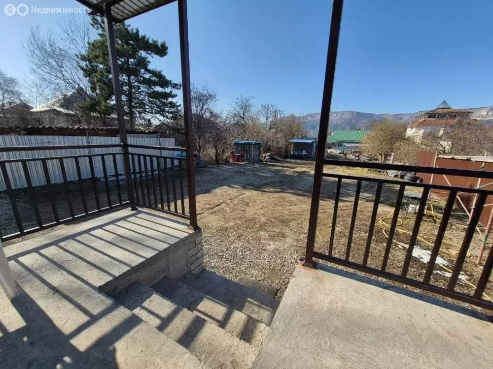 Дом в Кисловодск, Короткая улица (140 м) - Фото 1