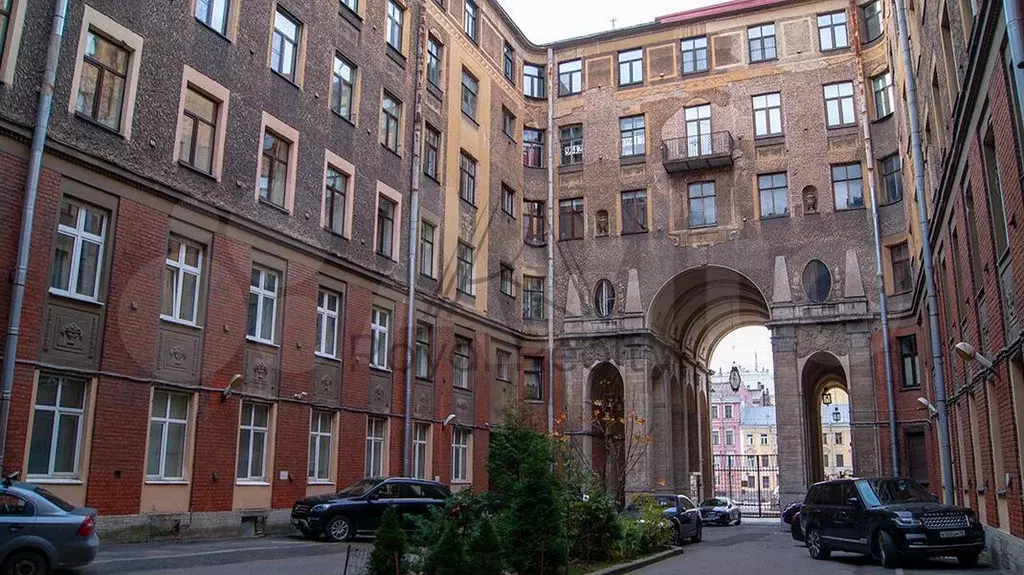 5-к. квартира, 200 м, 2/6 эт. - Фото 0