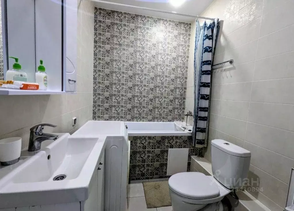 1-к кв. Волгоградская область, Волгоград Донецкая ул., 14 (32.0 м) - Фото 2