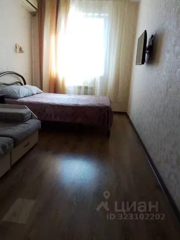 Комната Краснодарский край, Геленджик Кавказская ул., 9 - Фото 2